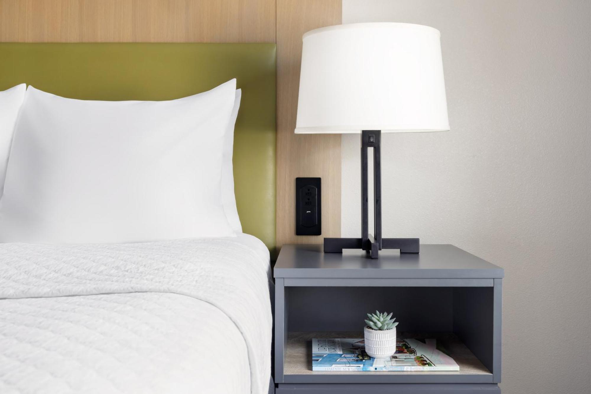 Hotel Country & By Radisson, Big Flats Horseheads